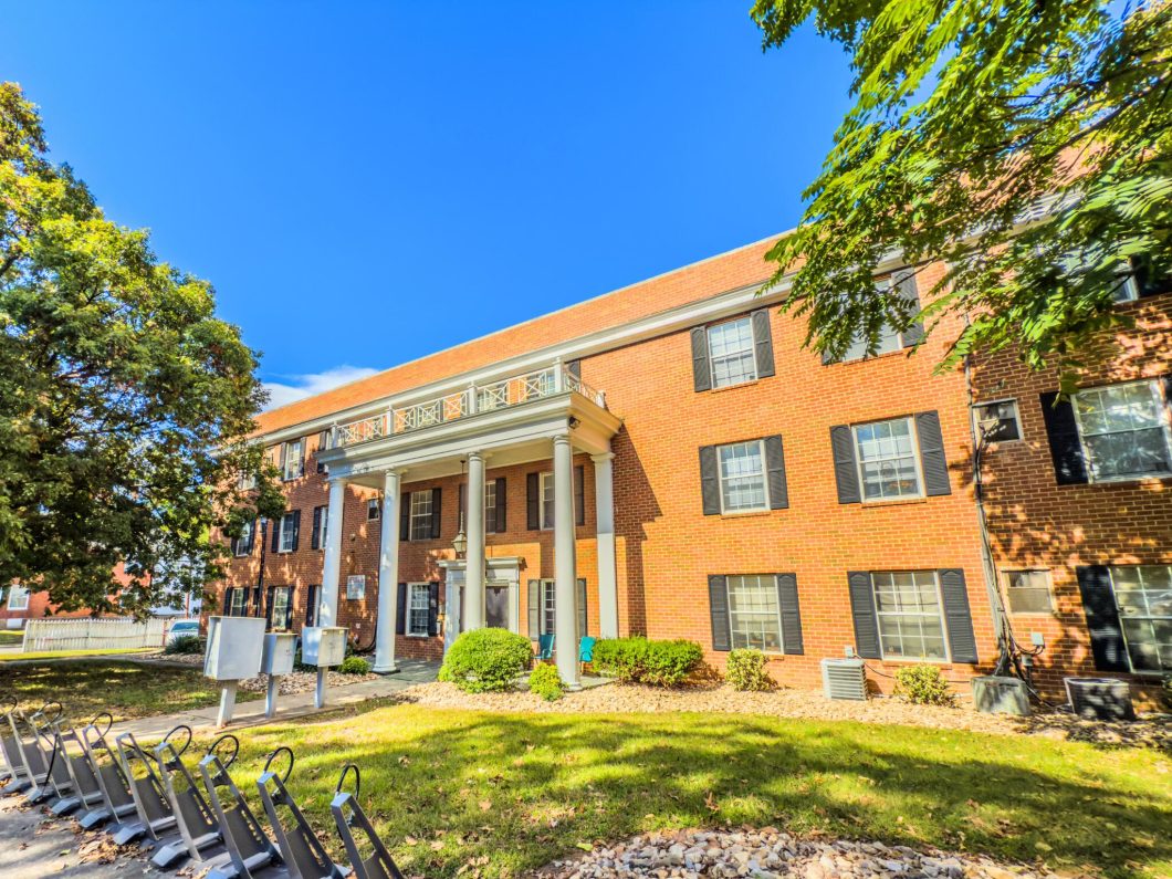 379 Highland Ave SW 303 921940 379 highland ave sw 303